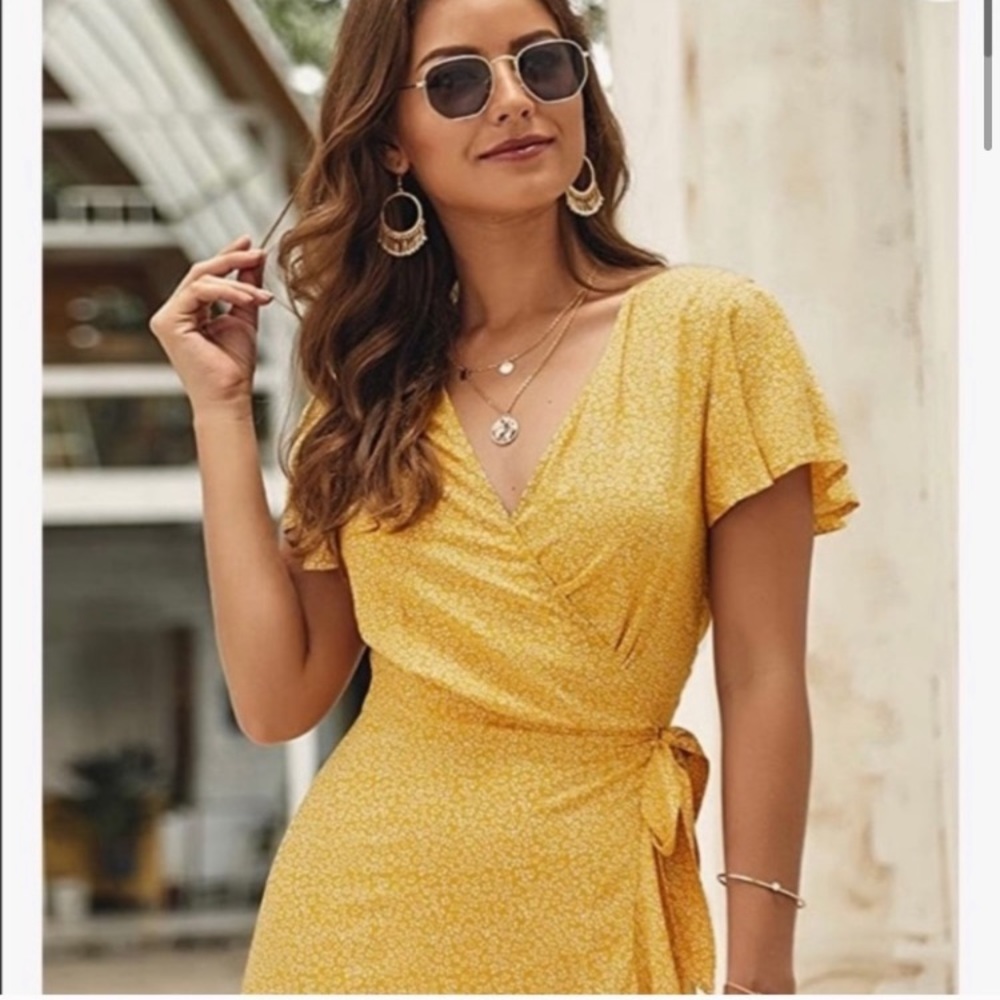 BOUTIQUE Boho Sunshine Wrap Dress - Picture 7 of 7